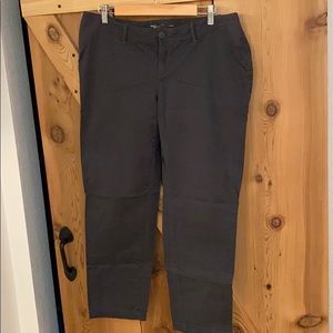 Gap Maternity Best Girlfriend Chinos sz 12